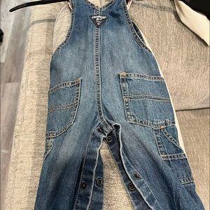 Oshkosh B'gosh One Pieces  Denim Blue Jean Overalls New 9m with snaps.